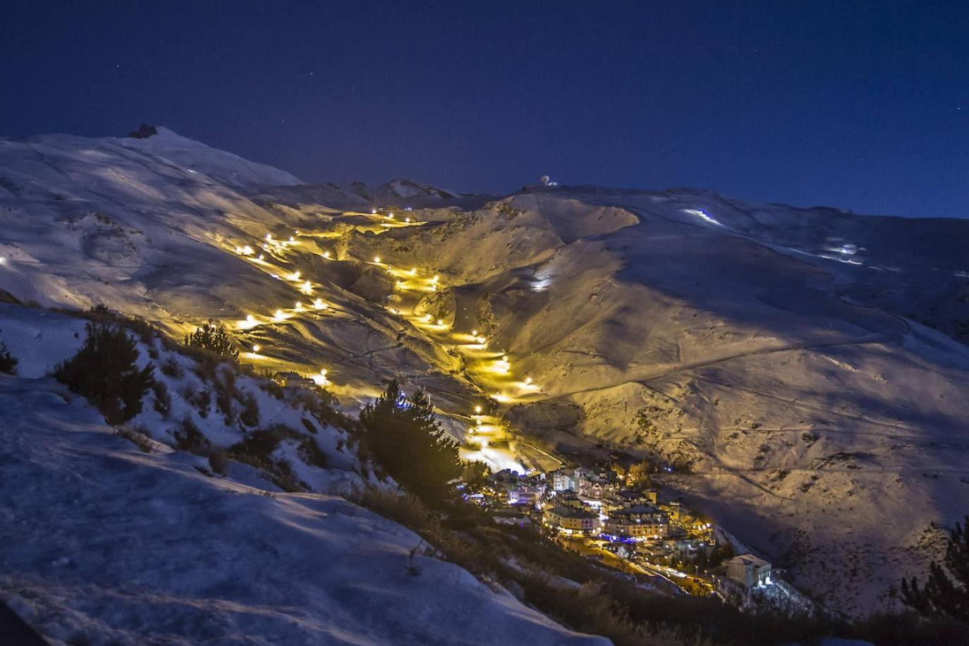 Vista Nevada Ski Lodge Sierra Nevada Eksteriør bilde
